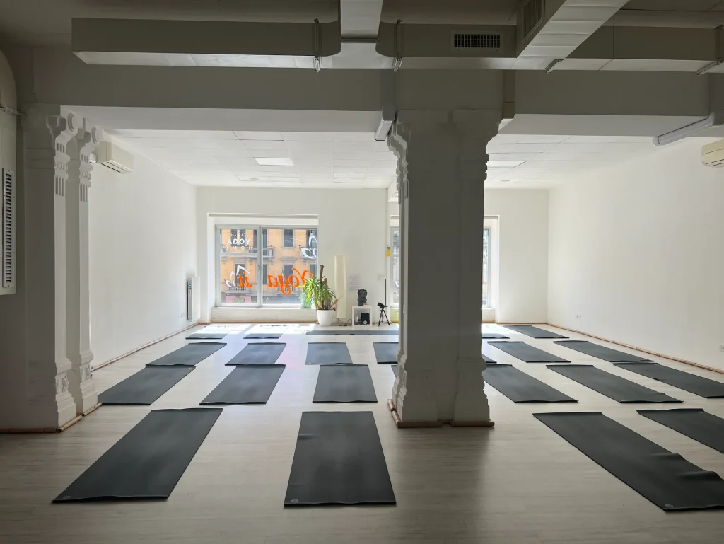Yoga Milano Porta Venezia - Studio Castaldi 42 8